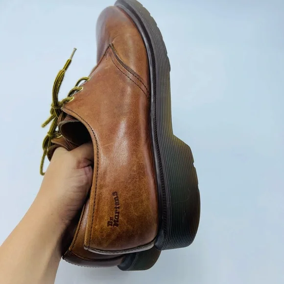 Mens Vintage Brown Oxford Made In England Dr. Martens 1461